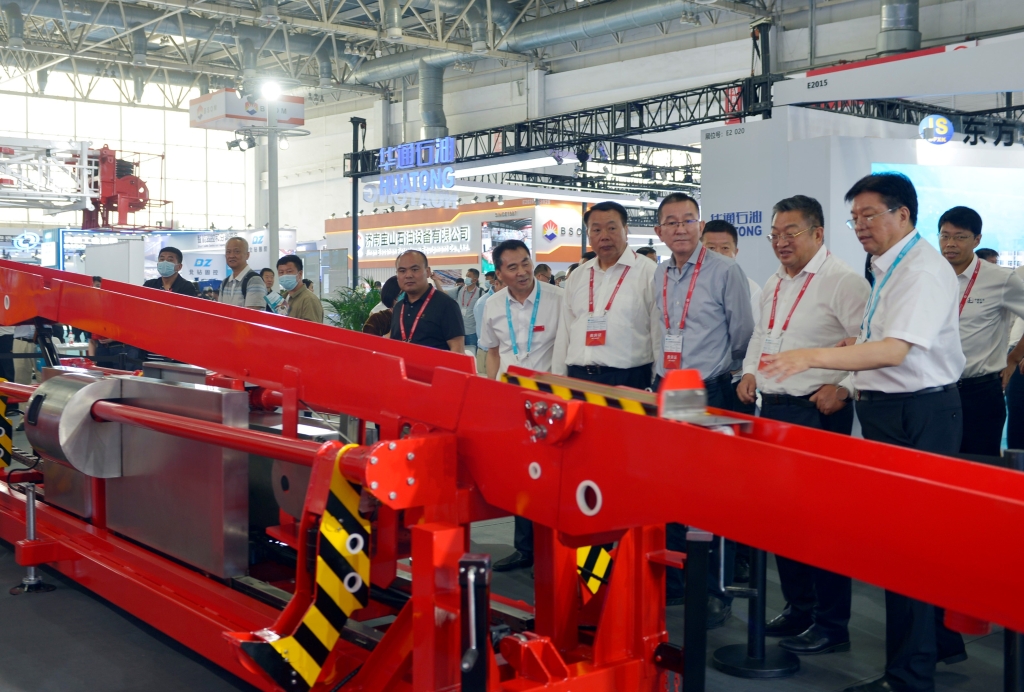 63d5d0e3238f467bac91a3c27d8f7f17