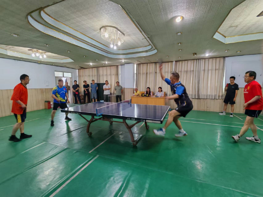 乒乓盛宴 巅峰对决 二机集团2023 年“三方杯”职工乒乓球角逐圆满收官