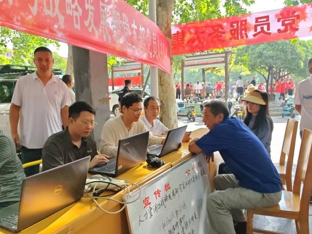 4eedc1504bcc4631b56b33fbcc127b0a