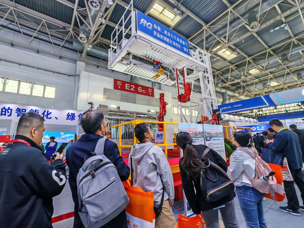 2440d92934344fb3b60667e9e0aa4803