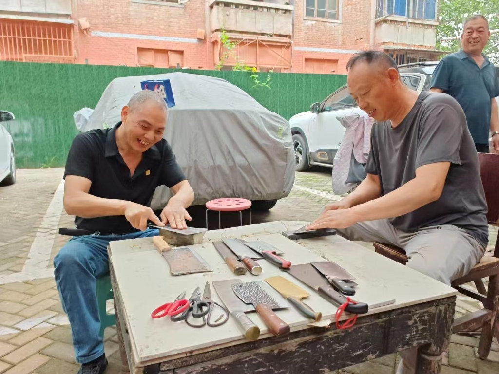 581f0b4d798f4411afbe5427b2ca1310